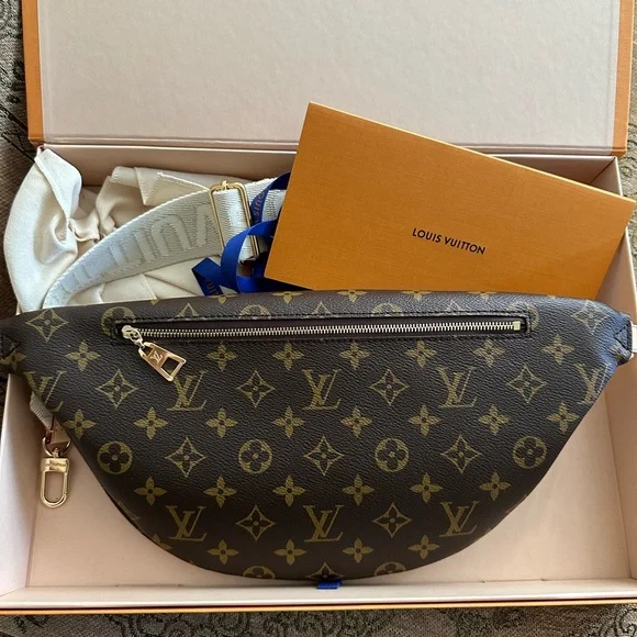 Louis Vuitton High Rise Bumbag - Picture 13 of 13